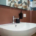 Vela Rossa Deluxe * Trapani
